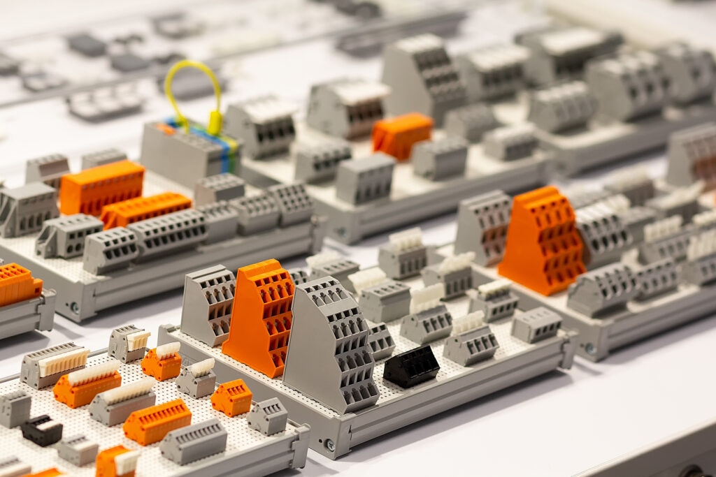 Din rail terminal block for electrical connector. Industry